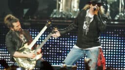 Ex-Guns N’ Roses -kitaristi muisteli uransa suurinta Spinal Tap -hetkeä – rankkasade ja Stormtrooper-kypärä tekivät tepposet