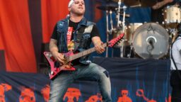 Atreyu-kitaristi muistelee Iron Maiden -fanien vihamielistä vastaanottoa – ”Se oli helvetin pelottavaa”