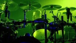 Chris Adler avautuu terveysongelmasta, joka johti potkuihin Lamb of Godista – ”Se on lähes kuolemantuomio kenelle tahansa instrumenttia soittavalle”