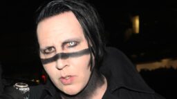 Uhka vai mahdollisuus? Marilyn Manson tarttui Phil Collinsin eeppiseen tunnelmapalaan