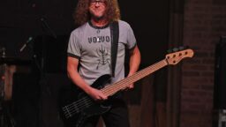 Metallican entinen basisti Jason Newsted avautuu syöpähoidosta