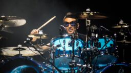 ”Tarkoitukseni ei ollut hyökätä” – ex-Godsmack-rumpali pyytää Nikki Sixxiltä anteeksi kommenttejaan
