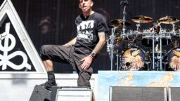 Lamb of Godin Randy Blythe nimeää kolme asiaa, joiden avulla ihmiskunta voisi kääntää kurssia kohti parempaa huomista