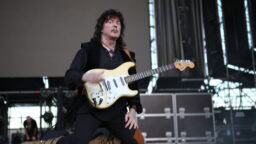 Ritchie Blackmore sanoo nousevansa lavalle Deep Purplen kanssa ensimmäistä kertaa yli 30 vuoteen