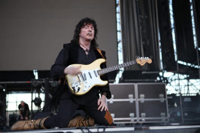 ”En toivo sellaista edes pahimmalle viholliselleni” – Ritchie Blackmore kertoo kiertueen peruuntumiseen johtaneista terveysongelmista