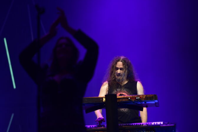 ”Tunnen olevani inspiroituneempi kuin koskaan aiemmin” – Tuomas Holopainen puhuu Nightwishin tulevista kuvioista