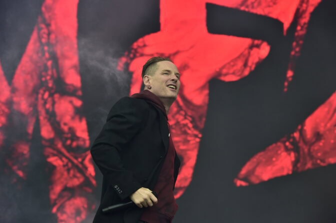 Slipknotin Corey Taylor avoimena: ”Kävin kolmella terapeutilla samanaikaisesti”
