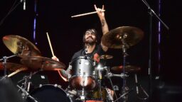 Rumpali Jay Weinbergin ja crossover thrash -pioneerin tiet erkanevat