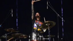 Ex-Slipknot -rumpali Jay Weinberg debytoi laulajana uudella singlellään – ”Olen aivan oudolla ja jännittävällä alueella”