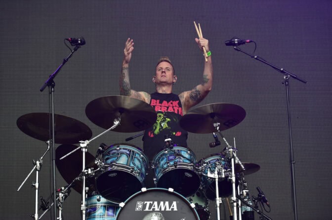 Mastodon-rumpali kertoo saaneensa satojen dollarien puhelinlaskun viestiteltyään edesmenneen Slipknot-rumpalin kanssa lainauksia suosikkielokuvastaan