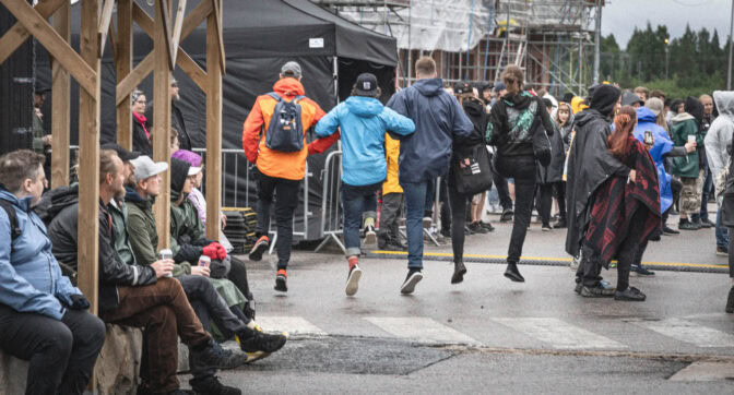 Yleisökuvagalleria Ankea Festivalista – bongaatko joukosta itsesi tai tuttuja?