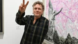 Def Leppard -rumpali pahoinpideltiin hotellin edustalla – Rick Allen kommentoi välikohtausta somessa