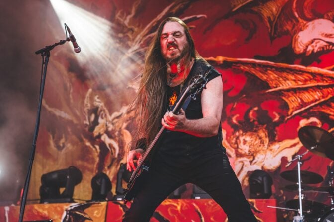 ”Kaikki aina olettavat hänestä pahinta…” – basistilegenda muisteli pestiään Megadethissä ja yhteistyötä Dave Mustainen kanssa