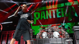 Charlie Benante toivoo Panteran tekevän uutta musiikkia – ”Se on kiinni Philistä ja Rexistä”