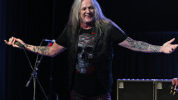 Twisted Sister palaa sittenkin keikkalavoille – Dee Sniderin tilalla nähdään maineikas rokkikukko