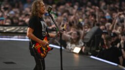 Kirk Hammett tunsi syyllisyyttä ostettuaan idolinsa soittimen huutokaupasta niin halvalla – ”Soitin hänelle, että hei, haluatko kitarasi takaisin?”
