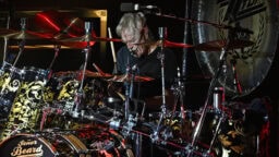 ZZ Topin Frank Beard on kuollut