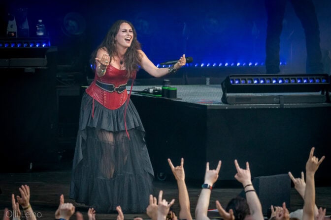 Within Temptation tulee muuttamaan soundiaan täysin tulevalla levyllään – ”Toivottavasti kuulijat eivät ylläty huonolla tavalla”