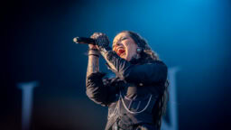 ”Meitä verrataan artisteihin, joilla ei ole mitään tekemistä kanssamme. Eikä aina kovin hyviin tai lahjakkaisiin” – Jinjerin Tatiana Shmayluk vihaa ”female-fronted”-leimaa