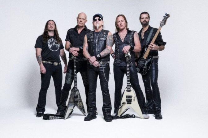 Metallica-, Pantera-, Motörhead- ja Mr. Big -muusikot tarttuivat Accept-klassikkoon