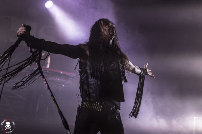 Amorphis esittelee keikkatunnelmia tuoreella videolla