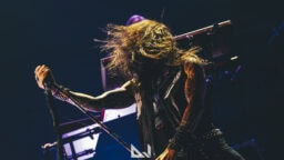 Maailmalla listattiin vuoden kovimmat progemetallilevyt – suomalaisväriä joukossa