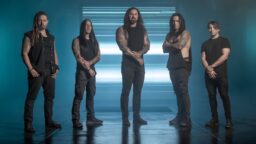 Kohuissa rypenyt Tim Lambesis ei luovuta – As I Lay Dyingilla taas uusi kokoonpano, single julki