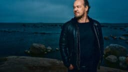 Amorphis-Koivusaaren Bjørkø-sooloprojektin debyytti julki – katso tuore video Marko Hietalan ja Petronella Nettermalmin duetosta