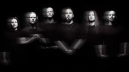 ”Jos metalli olisi NHL:ää, me oltaisiin kaudesta toiseen pistepörssissä kärkisijoilla” -haastattelussa Bloodred Hourglass