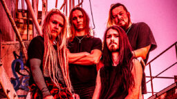 BloodRedNails esittelee debyyttiään raivoisalla singlellä ja videolla