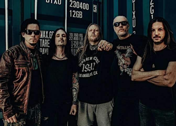 Raskaan rockin superryhmä Cyhra julkaisi uuden Bleed With Pride -singlen videoineen