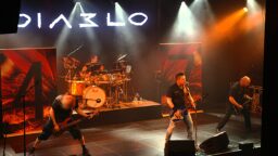 Diablo juhlatunnelmissa Tampereella – katso kuvat