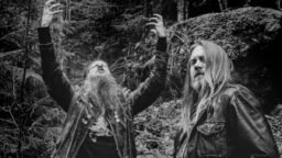 Darkthrone iskee jälleen – uusi levy tulossa, nimibiisi videoineen julki