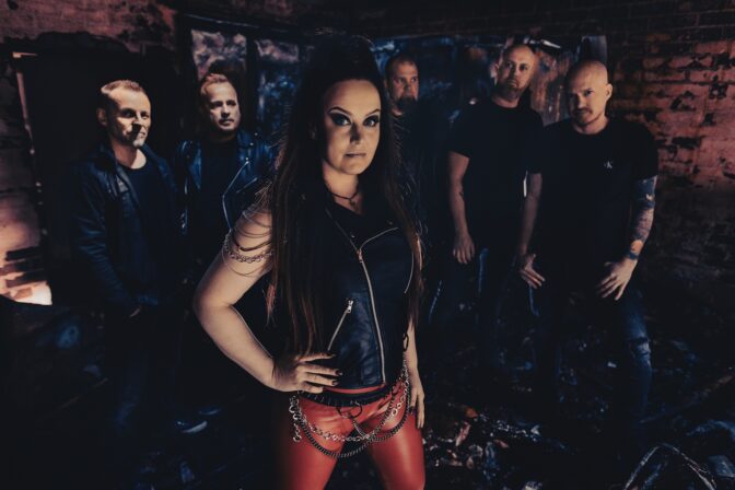 Dyecrest yhdisti voimansa Ikinä-solistien kanssa väkevälle Forsaken-singlelle