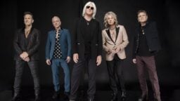 Def Leppard tulee Suomeen Euroopan-kiertueellaan