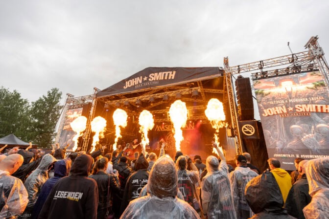 John Smith Rock Festival kuvina, osa 3: Coroner, Masterplan, H.E.A.T. ja muita päätöspäivän esiintyjiä