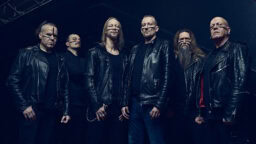 Jari Mäenpää ja Ensiferum nousevat jälleen yhdessä lavalle