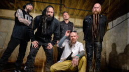 Five Finger Death Punch junttaa tanakasti vapauden puolesta – uusi single julki