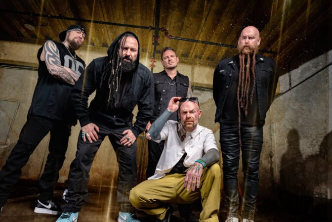 Five Finger Death Punch junttaa tanakasti vapauden puolesta – uusi single videoineen julki