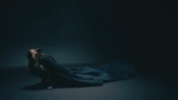 Floor Jansen julkaisi tulevalta levyltä uuden singlen videoineen – ”Bring Me Silence kertoo kaipuusta saada tilaa omaan mieleen ja kehoon”