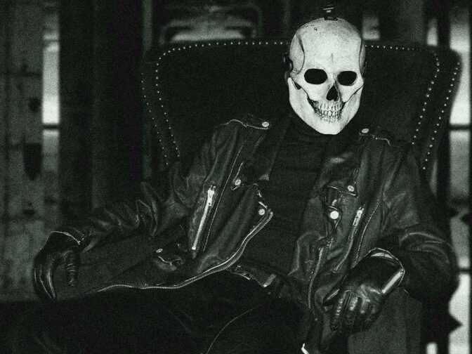 Synthwave-suuruus Gostin primus motor James Lollar on kuollut