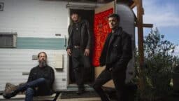 High on Fire ravistelee kesällä Ääniwallin perustuksia