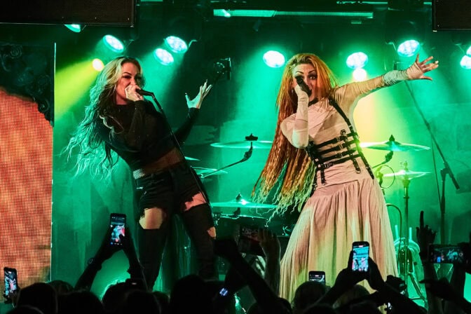 Livearvio: Naisvetoista metalcore-energiaa Vallilan sydämessä – Infected Rain, Butcher Babies ja Black Spikes Ääniwallissa