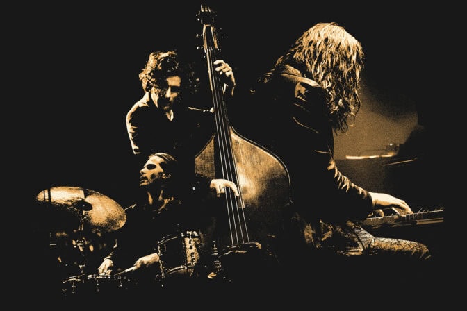 Adam Wakemanin johtama trio saapuu Suomeen – esittää Black Sabbathia totutusta poikkeavalla tavalla