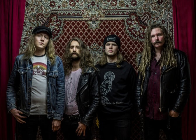 Thrash ’n’ roll -yhtye Madred esittelee kaihoisaa puoltaan