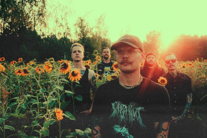 Kotimaiset metallijyrät lyövät hynttyyt yhteen ainutlaatuisen juhlakeikan merkeissä