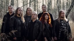 Noumena raottaa ovea seitsemännen albuminsa maailmaan – Kuolemankello on intensiivinen, tarttuva ja tunnelmallinen rykäisy