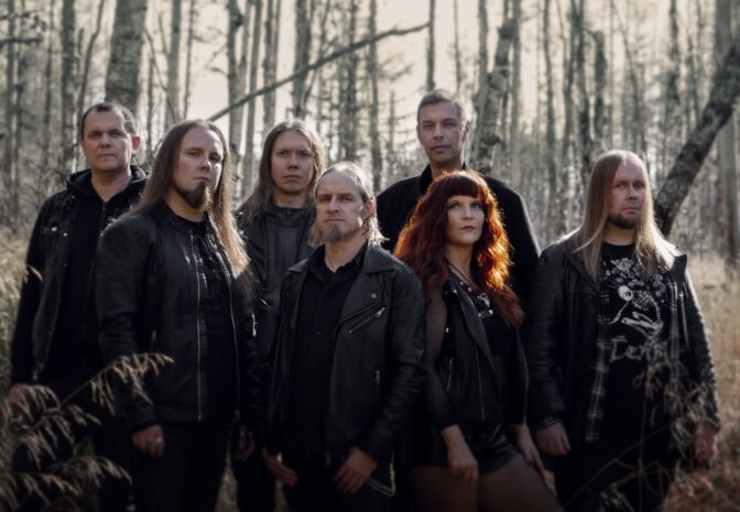 Noumena raottaa ovea seitsemännen albuminsa maailmaan – Kuolemankello on intensiivinen, tarttuva ja tunnelmallinen rykäisy