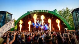 Mainos: Nummirock on metalliyleisölle juhannusjuhla numero yksi – lämminhenkisempiä keskikesän karkeloita ei tästä maasta löydy