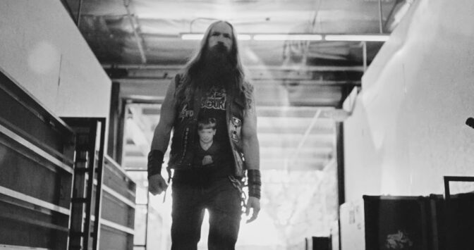 Zakk Wylde tekee kunniaa edesmenneelle pomolle ja ystävälle – koskettava Ozzy’s Song -video julki